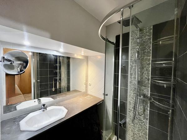 Vente Maison 8 pièces 252 m2 à Rozay-en-Brie