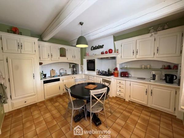 Maison 174 m² à BEDOIN 84410