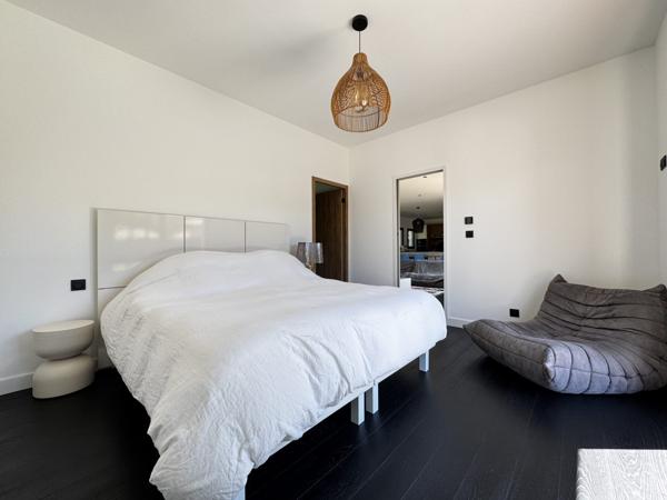 BIGANOS ! Maison 5P de 157 m2, piscine, parcelle de 2000 m2 !