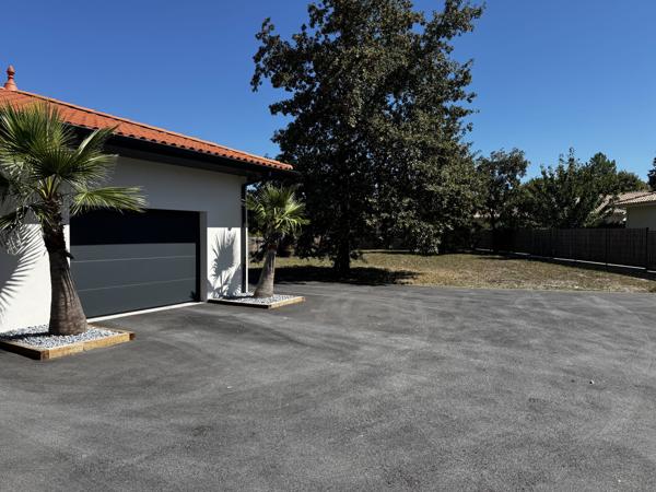 BIGANOS ! Maison 5P de 157 m2, piscine, parcelle de 2000 m2 !