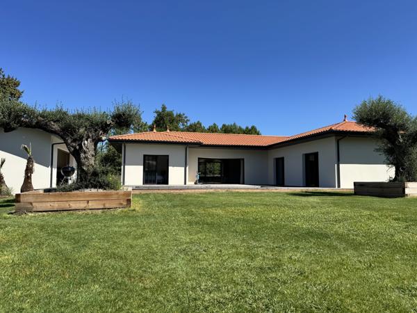 BIGANOS ! Maison 5P de 157 m2, piscine, parcelle de 2000 m2 !