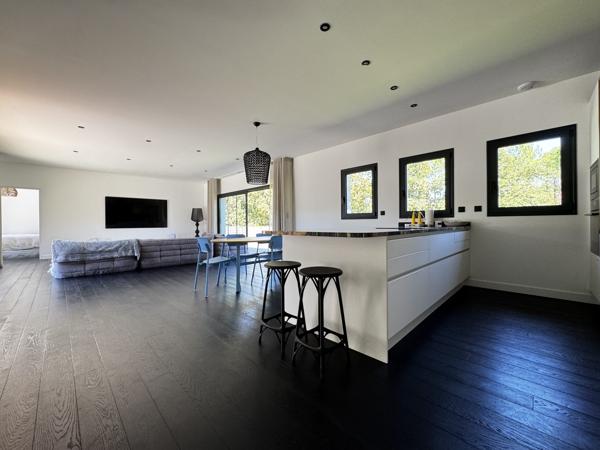 BIGANOS ! Maison 5P de 157 m2, piscine, parcelle de 2000 m2 !