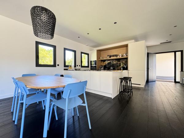 BIGANOS ! Maison 5P de 157 m2, piscine, parcelle de 2000 m2 !