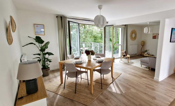 Maison
                                                                                                                                                                                                                                                                                                                        4 pièce(s)                                                                                                                                                                                                          2 chambre(s)                                                                                                                                                                                                          80  m²