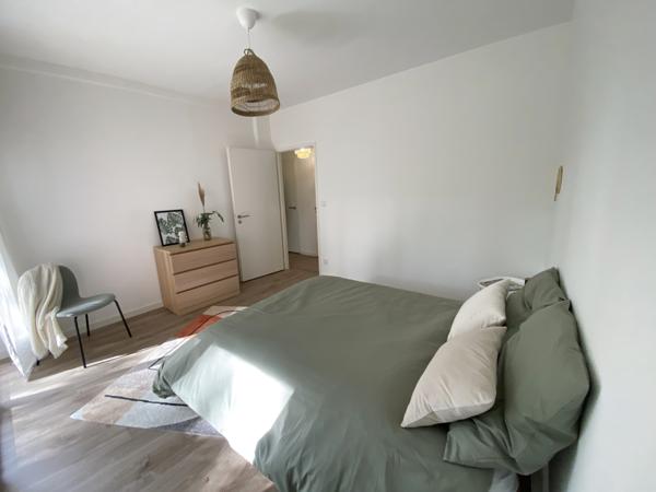 Maison
                                                                                                                                                                                                                                                                                                                        4 pièce(s)                                                                                                                                                                                                          2 chambre(s)                                                                                                                                                                                                          80  m²