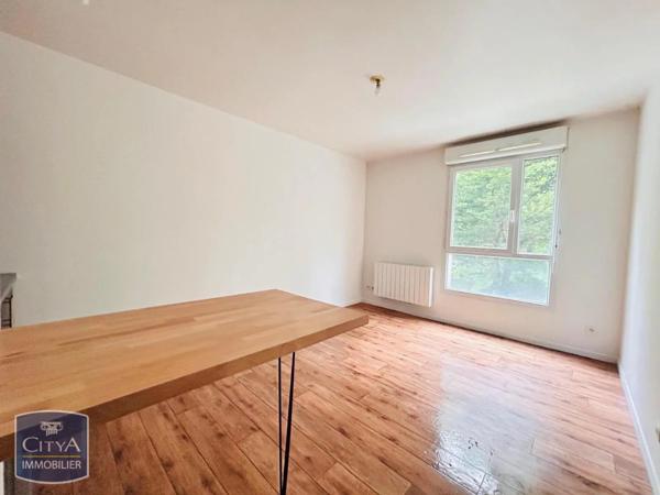 Appartement à louer 1 pièce 22.02m² Montévrain (77144)