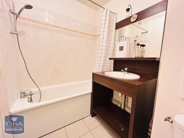 Appartement à louer 1 pièce 22.02m² Montévrain (77144)