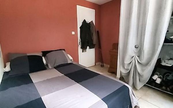 Maison à vendre    5 pièces •  Charleval