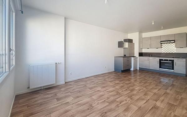 Appartement à vendre    3 pièces • 60,43 m2 Ozoir-la-Ferrière