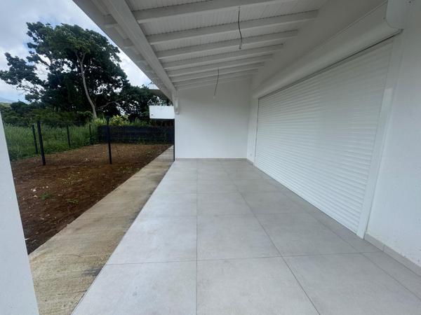 Villa Mitoyenne T4 en R+1