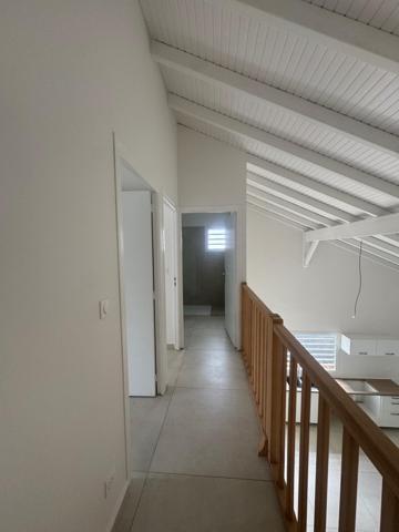 Villa Mitoyenne T4 en R+1