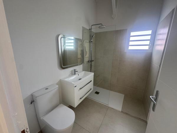 Villa Mitoyenne T4 en R+1