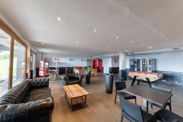 Appartement à vendre 2 pièces 29.83m² Besse-et-Saint-Anastaise (63610)