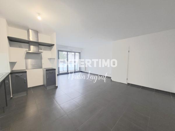 Montreuil (93100) Bas-Montreuil – Spacieux et charmant F3 de 70,12 m² avec balcon et parking – Résidence moderne 2011