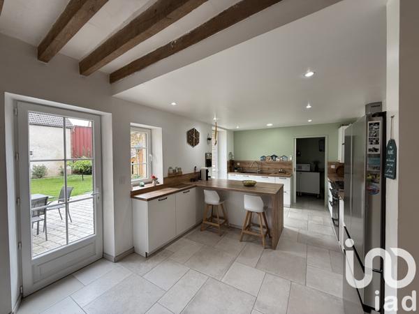 Maison à vendre 5 pièces 157 m² Montholon