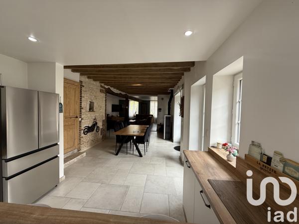 Maison à vendre 5 pièces 157 m² Montholon