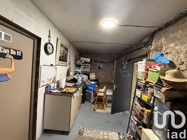 Maison à vendre 5 pièces 157 m² Montholon