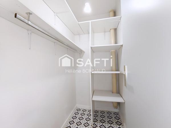 Grand deux pièces avec terrasse à Fontaine-Lès-Dijon