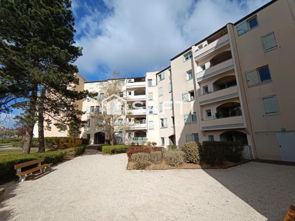 Grand deux pièces avec terrasse à Fontaine-Lès-Dijon