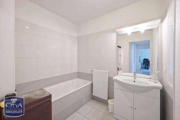 Appartement à vendre 3 pièces 55.1m² Bourgoin-Jallieu (38300)