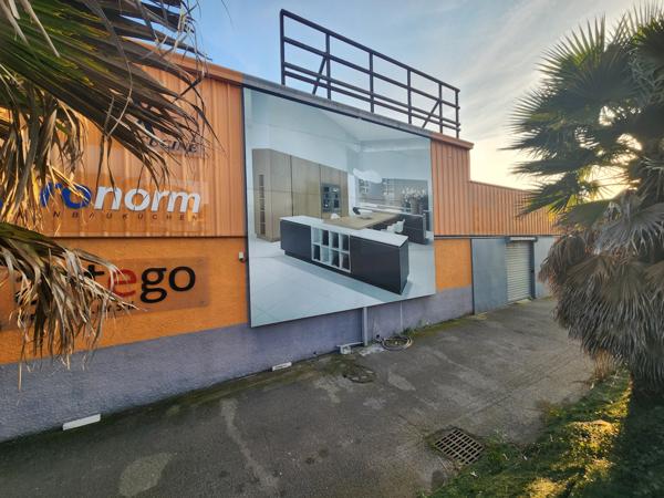 Local Commercial - 900 m²