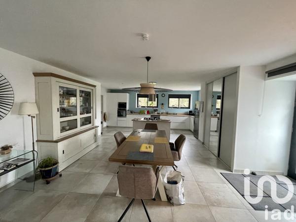Maison 5 pièces de 173 m² à Plouay (56240)