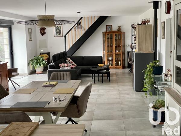Maison 5 pièces de 173 m² à Plouay (56240)