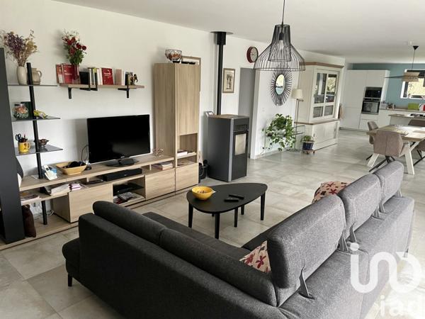 Maison 5 pièces de 173 m² à Plouay (56240)