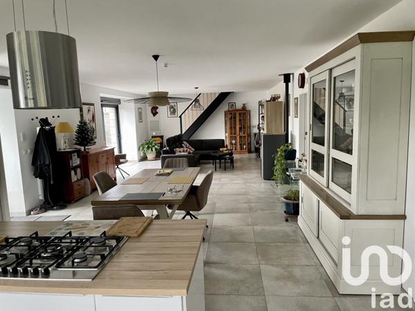 Maison 5 pièces de 173 m² à Plouay (56240)