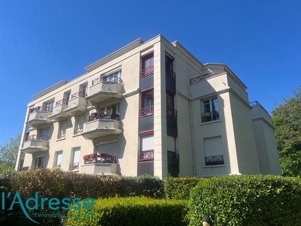 Trois pièces en DERNIER ETAGE