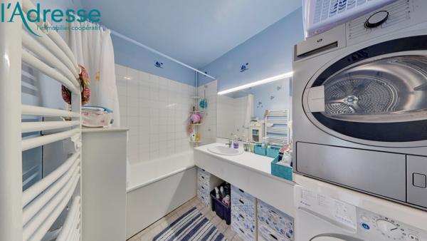 Trois pièces en DERNIER ETAGE