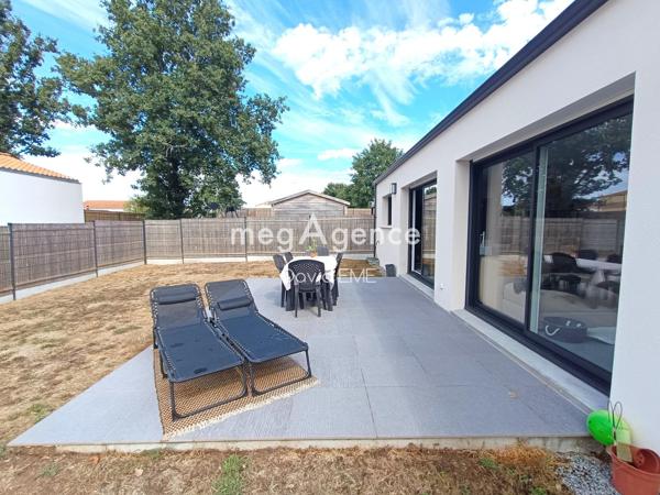 Maison à AIZENAY, 85190 - 6 pièces 123m²