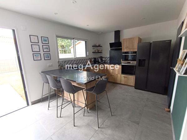 Maison à AIZENAY, 85190 - 6 pièces 123m²