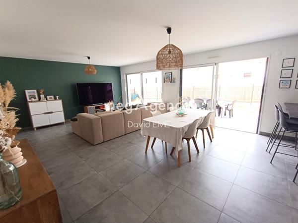 Maison à AIZENAY, 85190 - 6 pièces 123m²