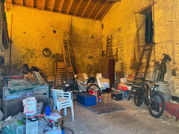 PROCHE DE CASTELNAU DE MEDOC