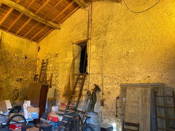 PROCHE DE CASTELNAU DE MEDOC