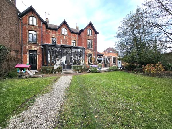 Propriete 9 pièce(s) 6 chambre(s) 250 m²