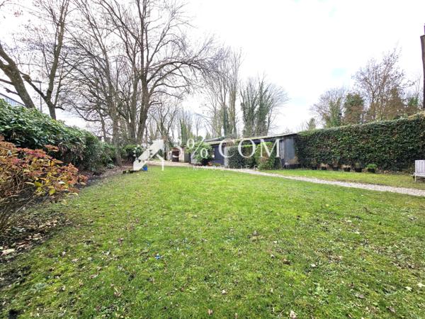 Propriete 9 pièce(s) 6 chambre(s) 250 m²