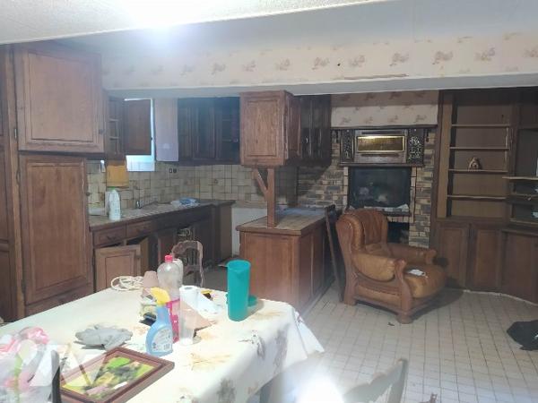 A vendre maison à Frenes