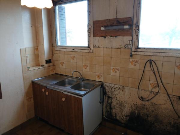 Evreux navarre, appartement F3 de 50m² à rénover.