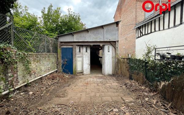 Stationnement à vendre    120 m2 Bernay