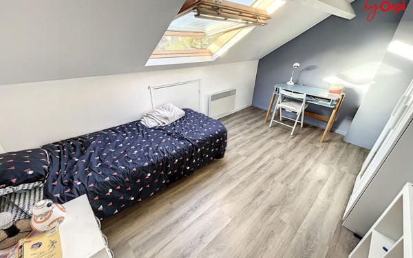 Maison à vendre    8 pièces • 143,04 m2 Oinville-sur-Montcient