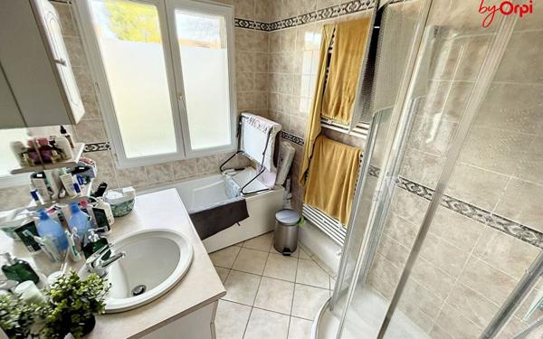 Maison à vendre    8 pièces • 143,04 m2 Oinville-sur-Montcient