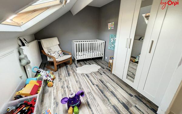 Maison à vendre    8 pièces • 143,04 m2 Oinville-sur-Montcient