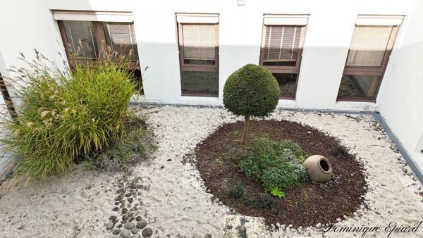 A VENDRE – Ensemble tertiaire haut de gamme de 2 111 m² sur 9 603 m² – Niort 