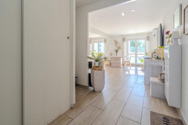 Appartement 3 pièces - 82 m² Exclusivité efficity