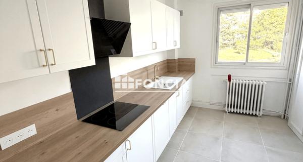 À vendre Appartement 4 pièces 124.77 m² - Le Mans 72100