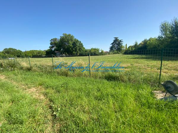 A 15 min de Sommieres, terrain à bâtir de 962 m²