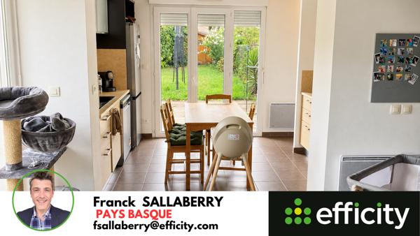 Maison
         4 pièces
        - 80 m² 399 000 € *