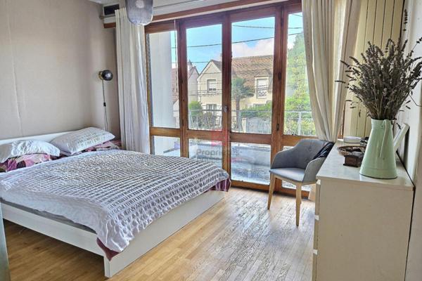 Maison Sainte Genevieve Des Bois 7 pièces 126 m2